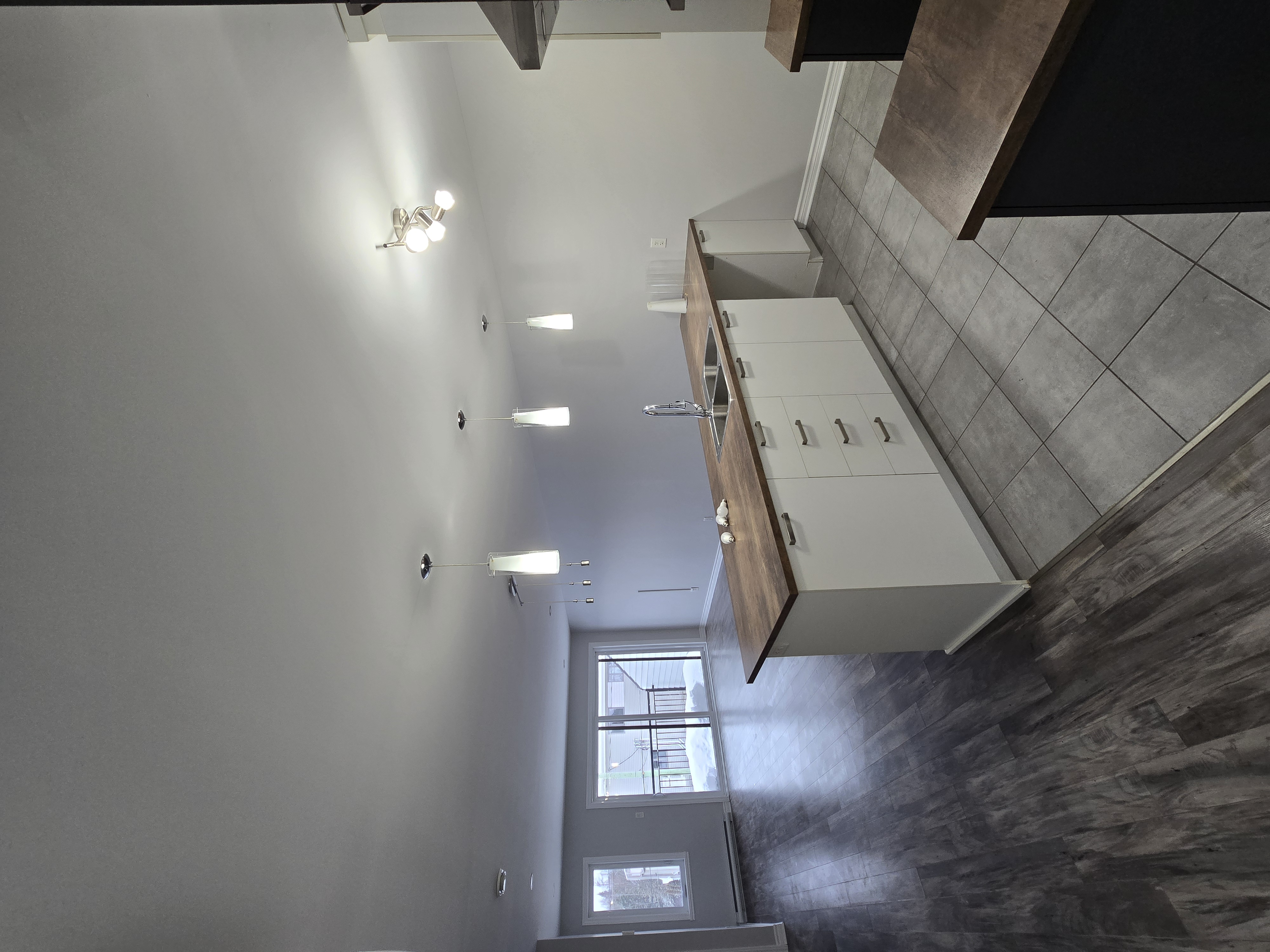 5.5 neuf à Granby - Secteur Mont-Brome avec balcon